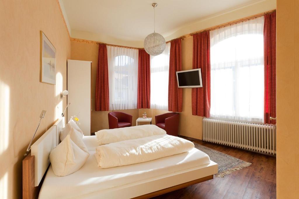 Hotel Kuehler Krug Freiburg im Breisgau Rum bild