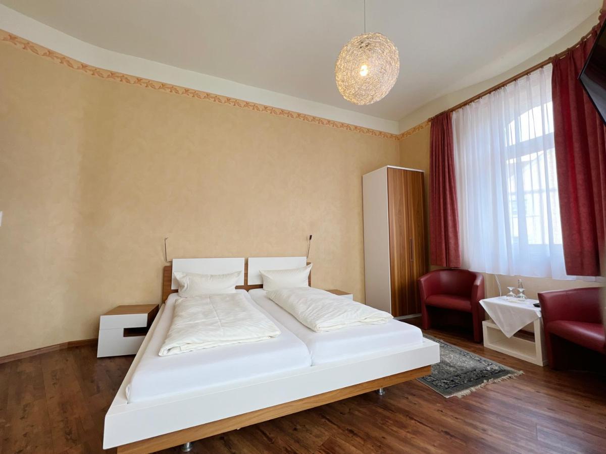 Hotel Kuehler Krug Freiburg im Breisgau Exteriör bild